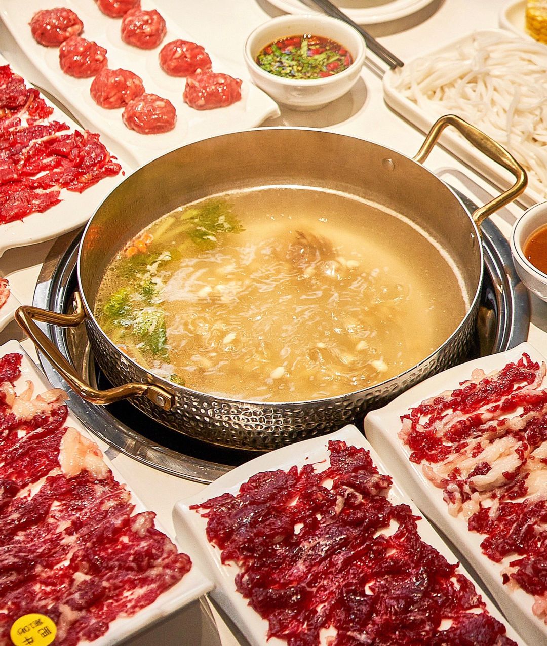 1761789080897_42247bkG