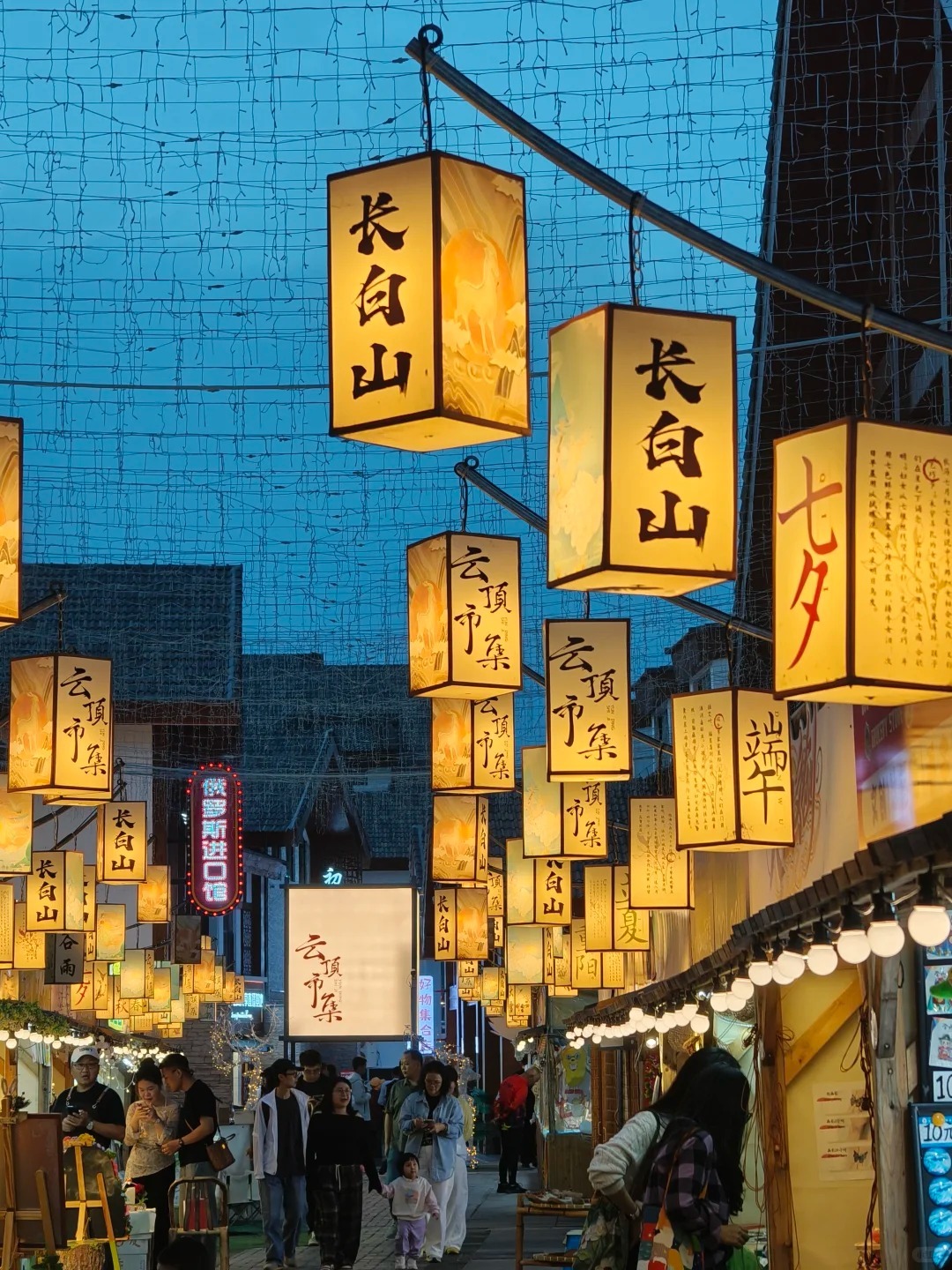 1761794432638_442ZsFif