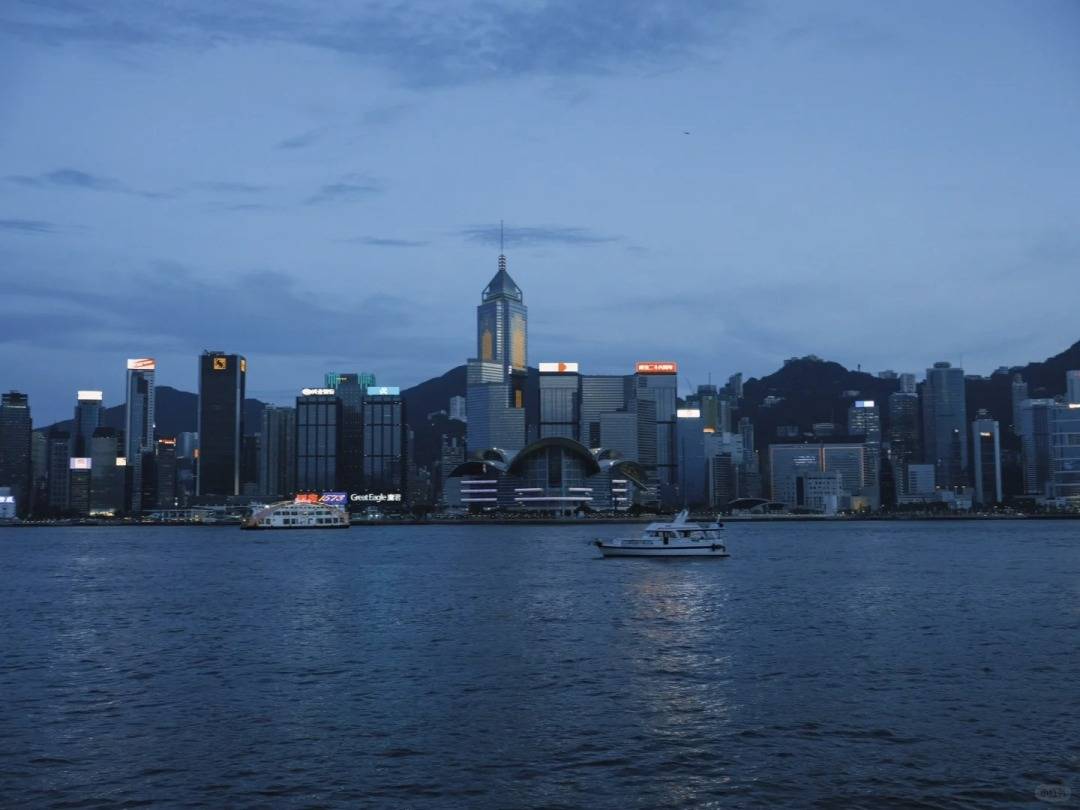 1762851215001_314MetAj