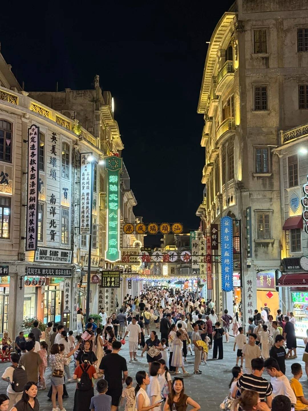 1763365299311_18k2fkeD 1763365299311_18k2fkeD