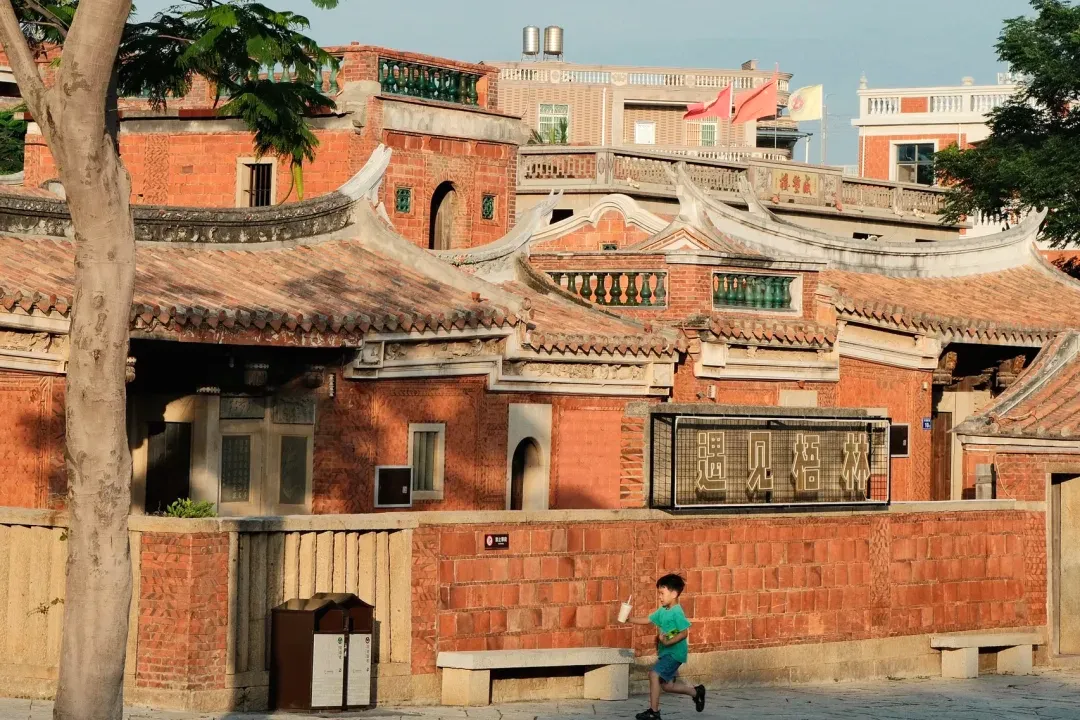 1a35ccbff66fe7df82efa47d8cecf669-sz_2709401