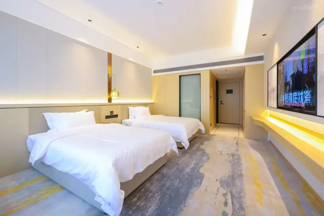 1mc0l12000i180qzi751F_W_1280_853_R5