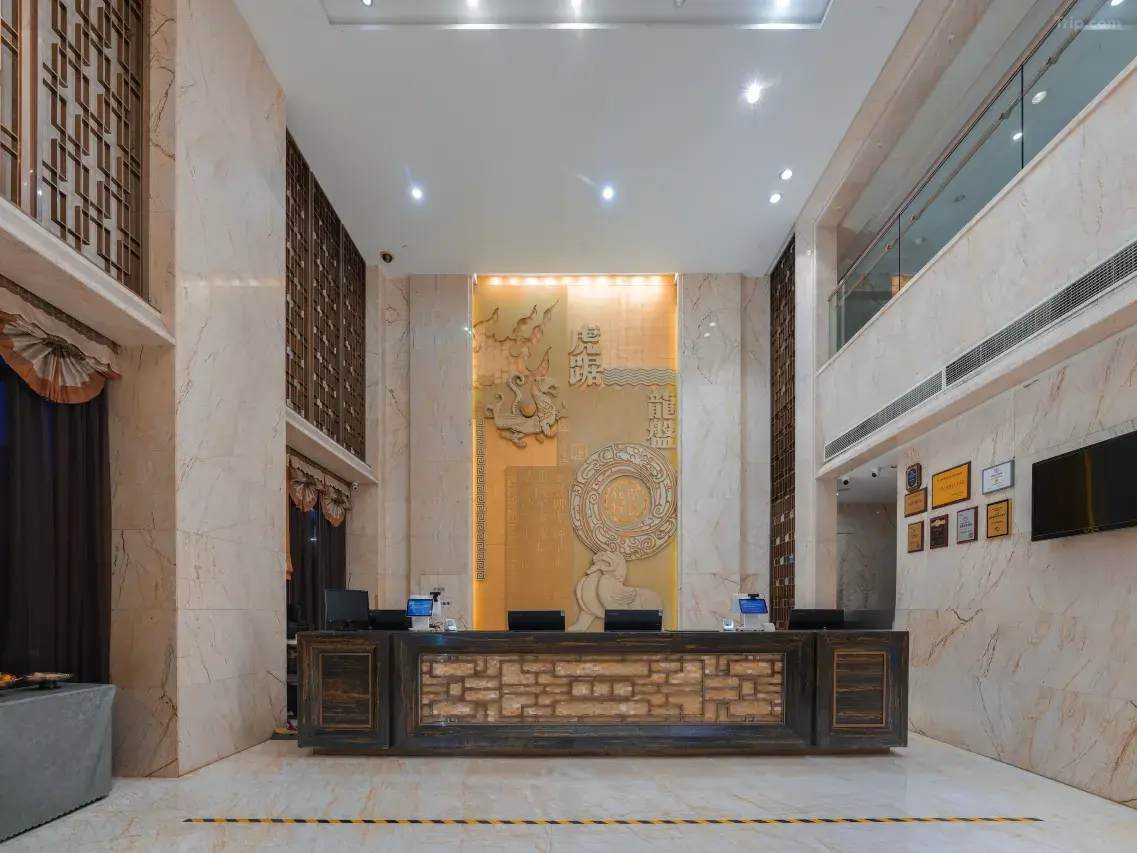 1mc1612000cjr7vqiC070_W_1280_853_R5 1mc1612000cjr7vqiC070_W_1280_853_R5