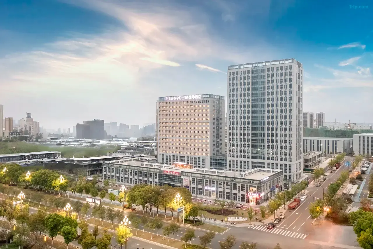 1mc2m12000dq2hbyp93BE_W_1280_853_R5 1mc2m12000dq2hbyp93BE_W_1280_853_R5