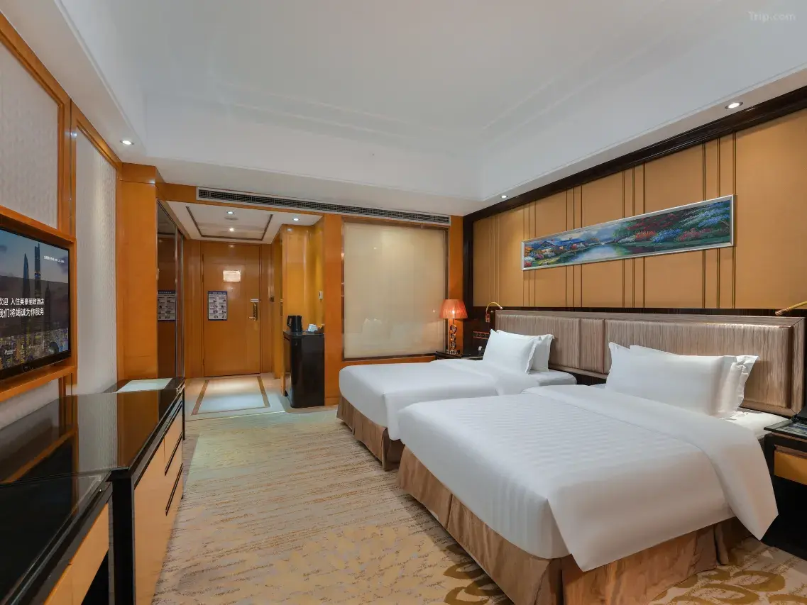 1mc2s12000cjm9wfk1419_W_1280_853_R5-1