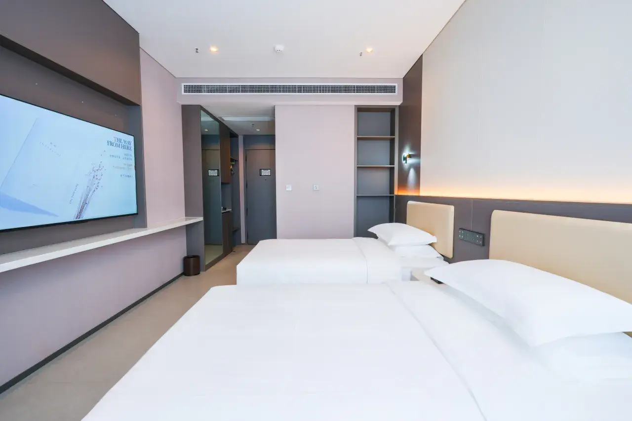 1mc2y12000k5qmiy2AE5A_W_1280_853_R5