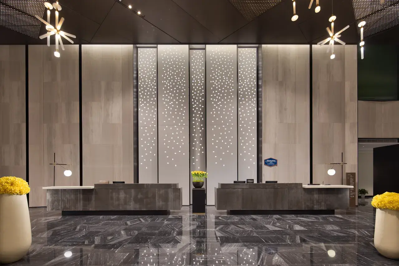 1mc3i12000atru817D084_W_1280_853_R5 1mc3i12000atru817D084_W_1280_853_R5