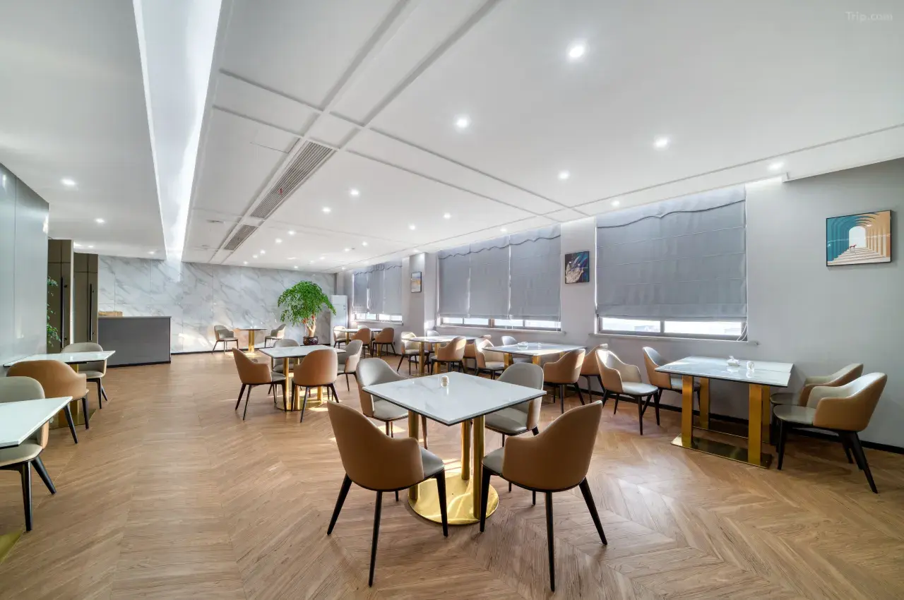 1mc4h12000cfnm3xzBCFA_W_1280_853_R5