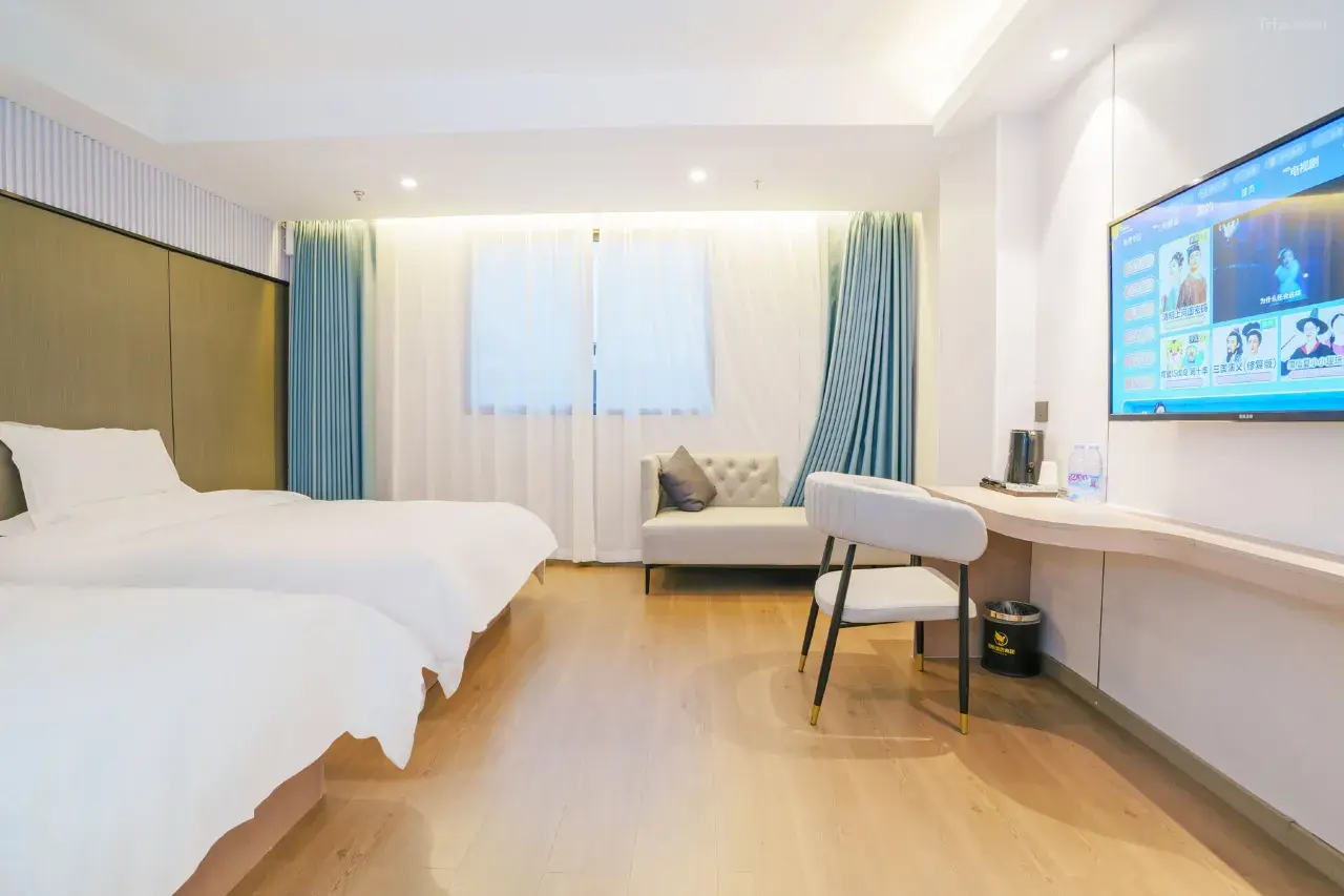 1mc4j12000hh42ueg4C08_W_1280_853_R5