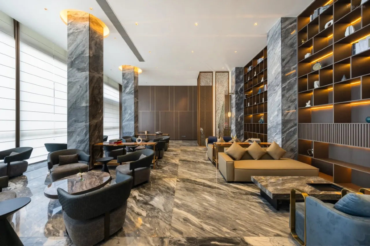 1mc4o12000khgw0hn5A93_W_1280_853_R5