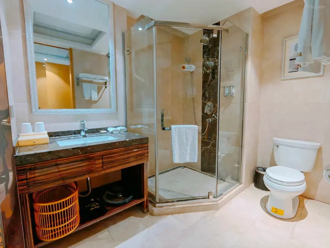 1mc5e12000cms66nz61B3_W_1280_853_R5 1mc5e12000cms66nz61B3_W_1280_853_R5