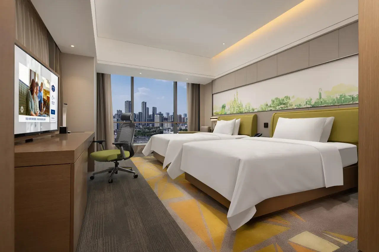 1mc5f12000atruoug3499_W_1280_853_R5 1mc5f12000atruoug3499_W_1280_853_R5