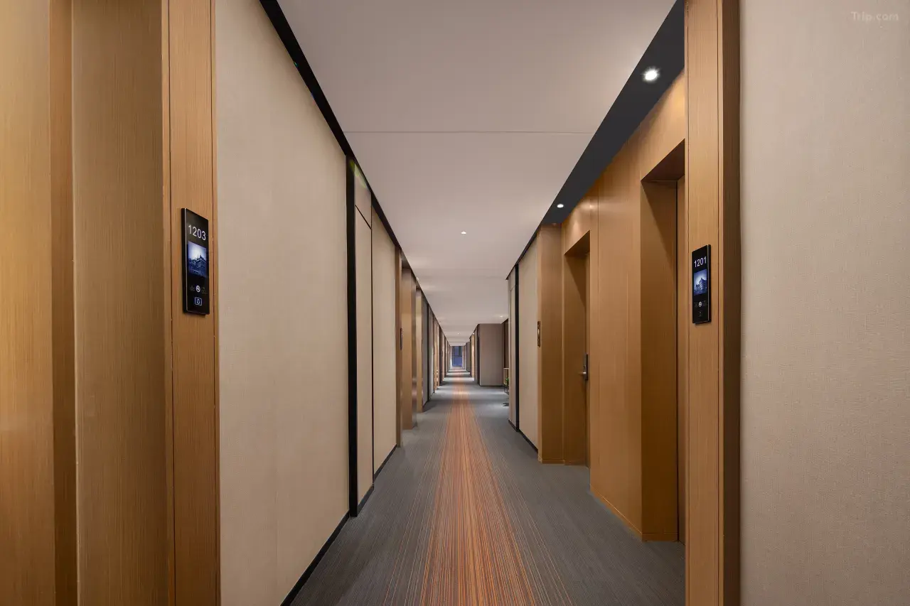 1mc5x12000atrviuzB9D0_W_1280_853_R5 1mc5x12000atrviuzB9D0_W_1280_853_R5