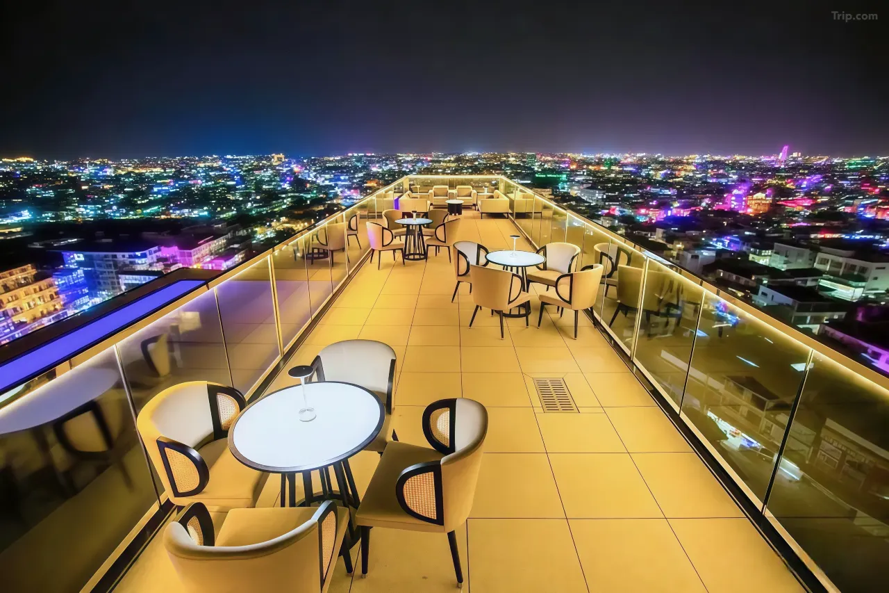 1mc6x12000nnw1v5pF43C_W_1280_853_R5