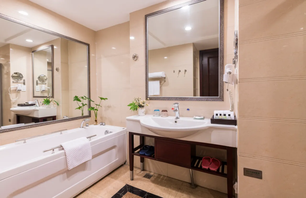 20021e000001fruxi2C08_W_1280_853_R5