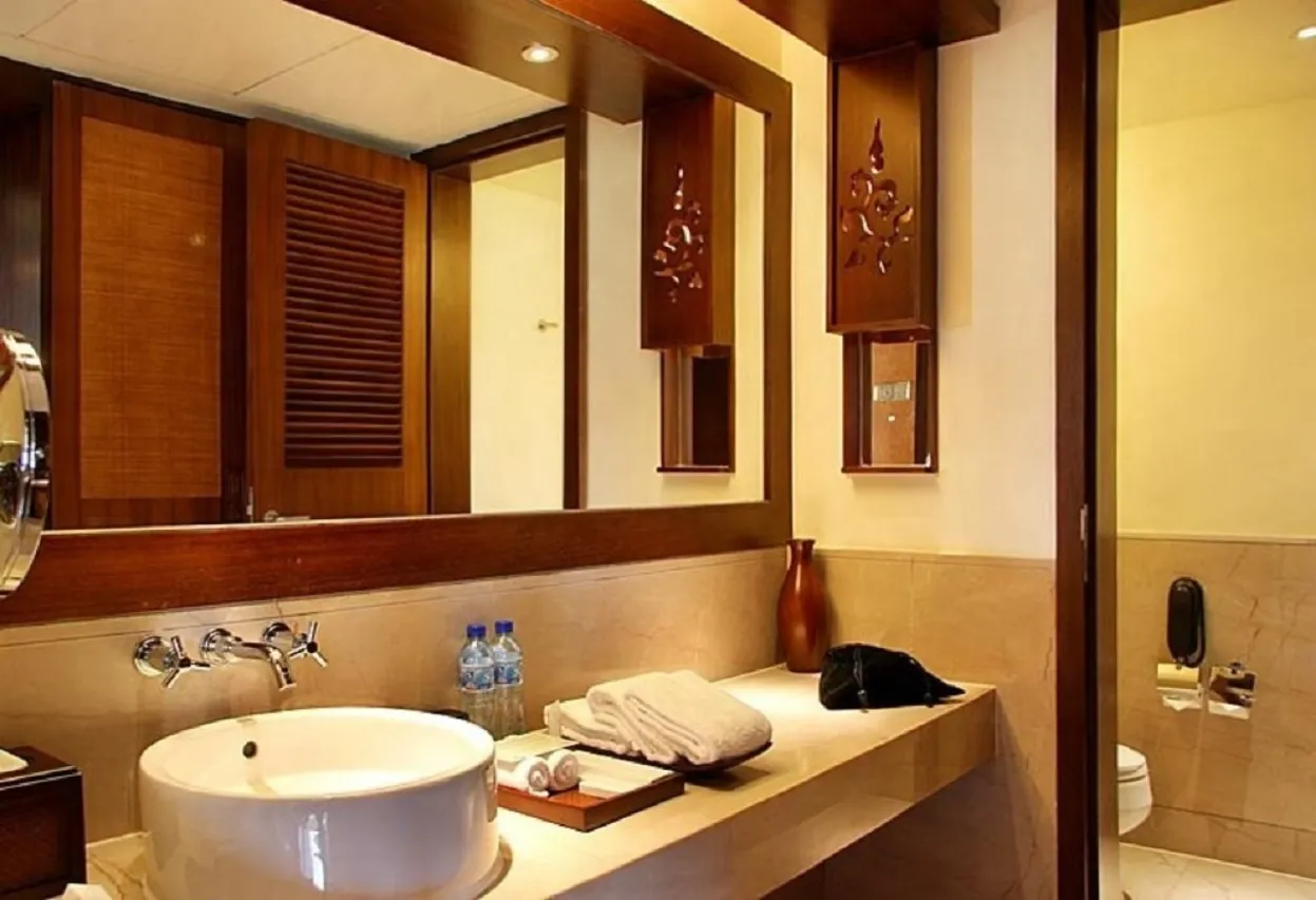 200h1e000001ezfw5E075_W_1280_853_R5