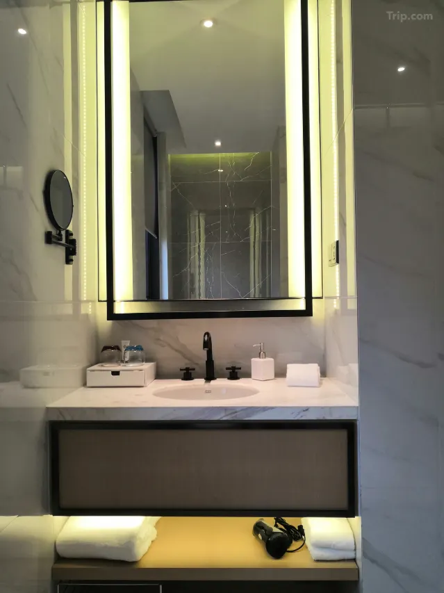 200t10000000ob80b6024_W_1280_853_R5 200t10000000ob80b6024_W_1280_853_R5