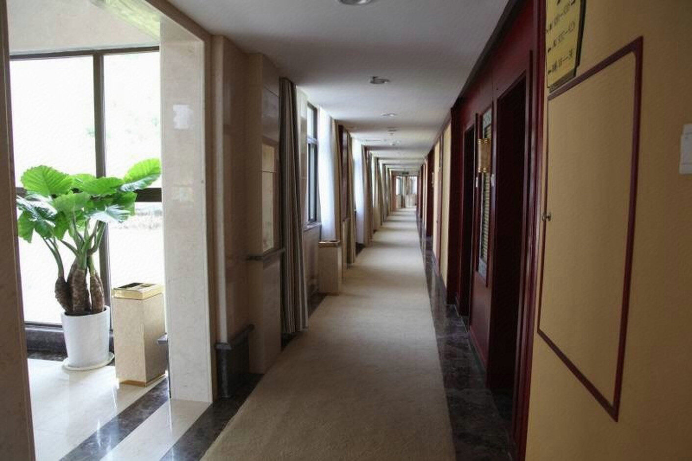 2116044ffefc376c8f5c1807e9915f6e-sz_212676-1