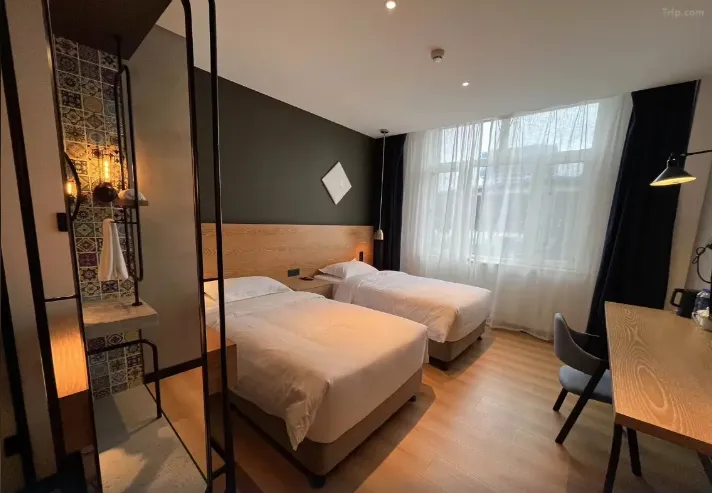 21d01ee9288921f88c171cf3845b9fb3-sz_704367