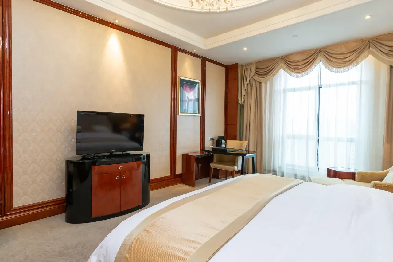 220i10000000ovgotB134_W_1280_853_R5