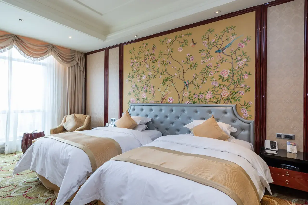 220v10000000p7ov492E8_W_1280_853_R5-1