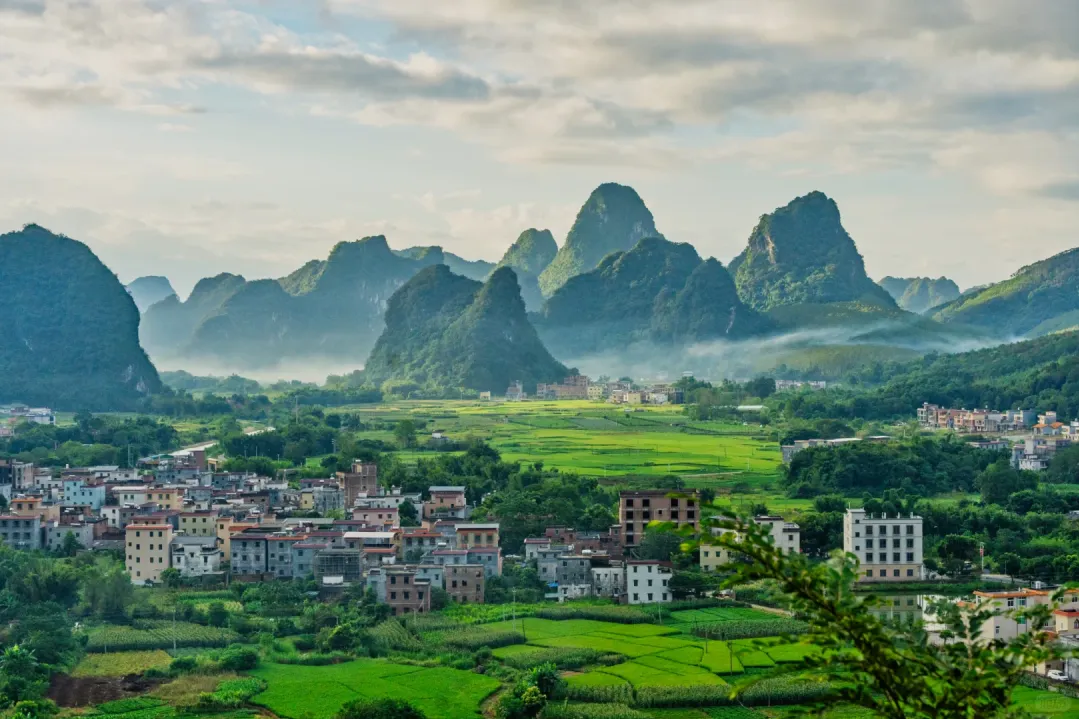 2999起！奔赴岭南过暖冬~穿越“世纪工程”深中通道，去粤北“小桂林”赏峰林，去广佛体验岭南文化，去顺德寻味美食，住4钻+5钻海景房！