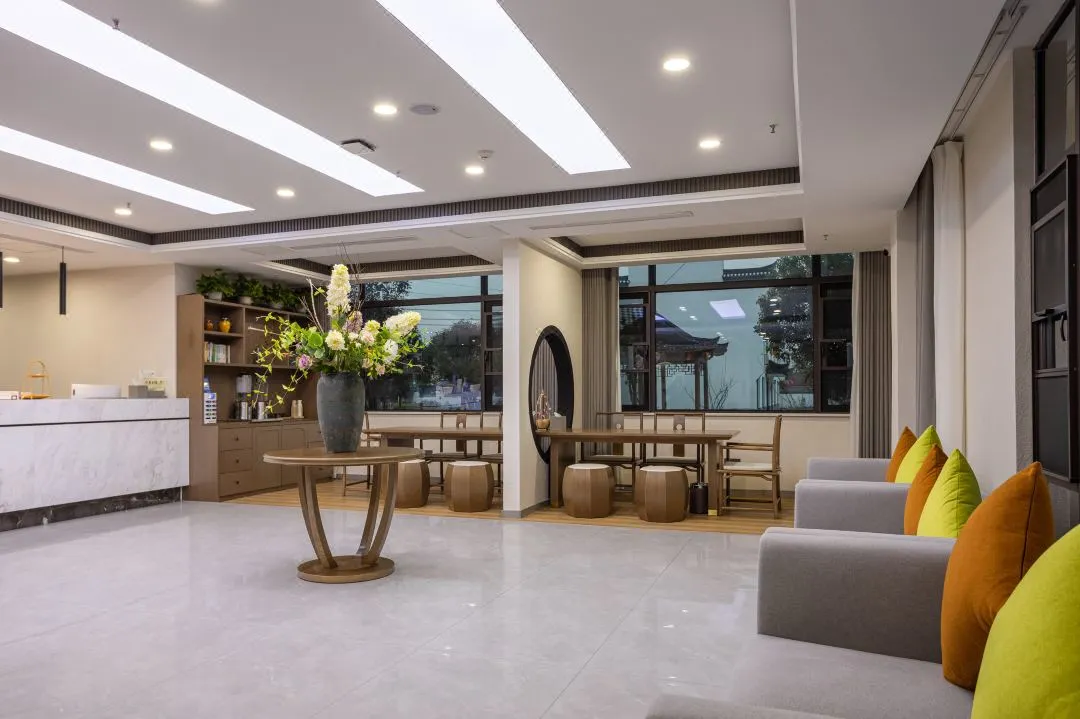 23435b875cda3644a7aa6d16b697884a-sz_101664-1