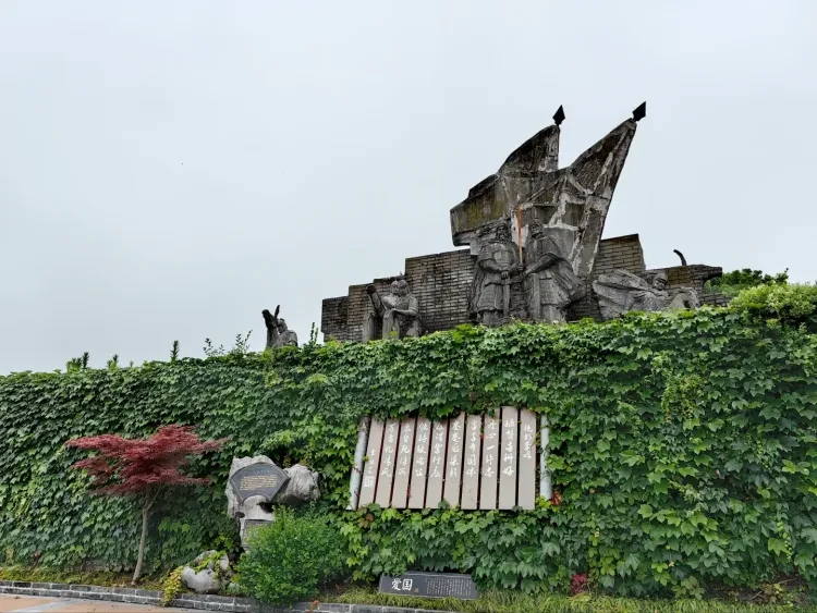 300b02c4e0c0e65ead5bed4c3af23712-sz_2531485