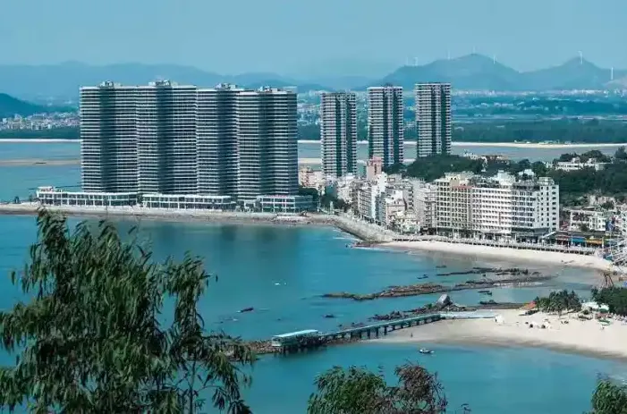 33f841c16a0b93831deb6f137886f7be-sz_2283290 33f841c16a0b93831deb6f137886f7be-sz_2283290