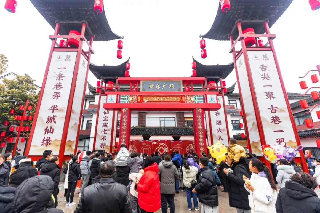 38de640b4f5286953657590b9ae62a18-sz_241955