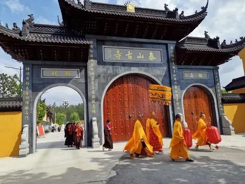 东1-豪华泰式5星4日999【仁达都喜天丽过大年】3晚携程五钻住宿！豪华1999元年饭！3顿豪华自助早！古城祈福、古镇民俗赶集、东台四日奢华过新年！