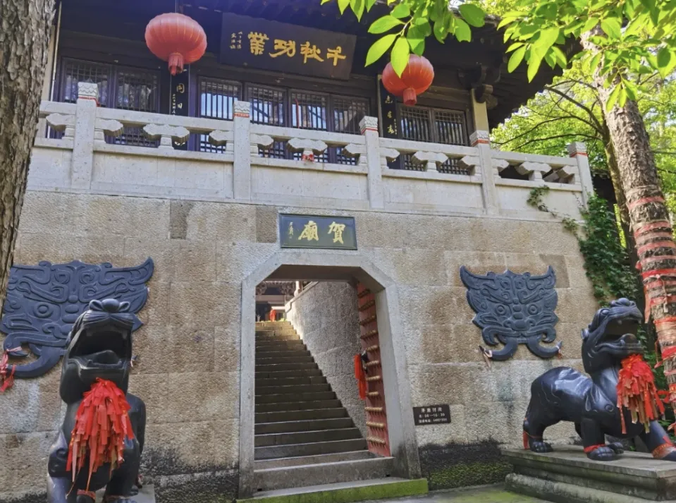 3e1931aaeda7dcd0d9a37ad83a68bbdd-sz_4648150-1