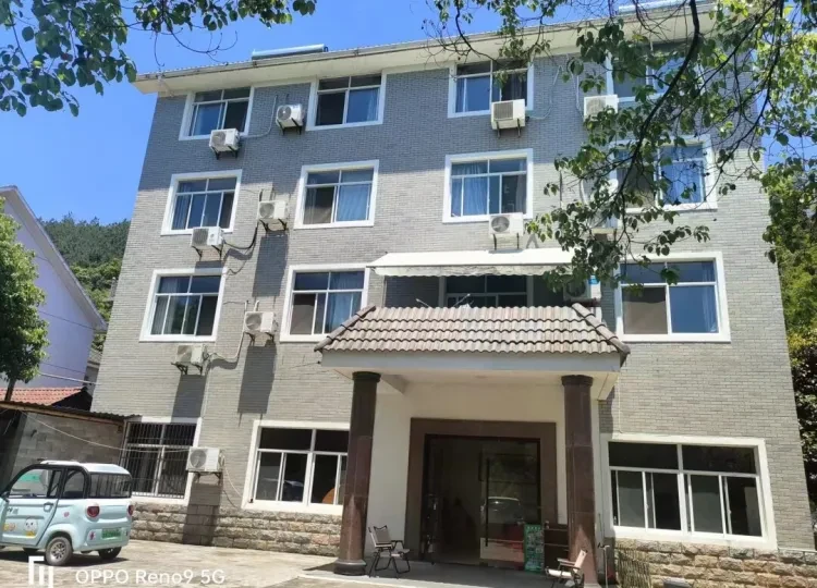 41dfae378a12bd86b9a62ba9663b7cad-sz_241254