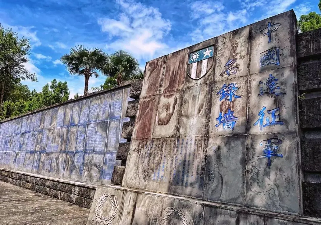 476596f7463338a7e4dd1dc45ab428e1-sz_215035