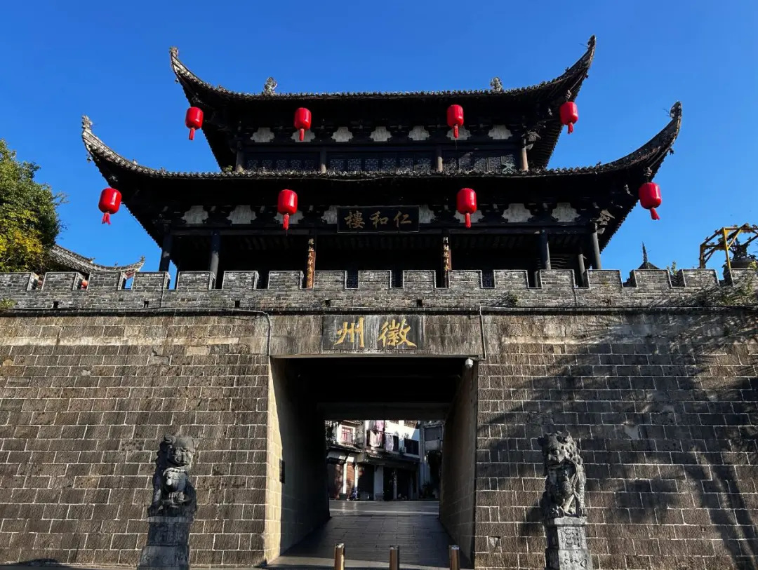 4bf0358b7b606fd91a4b9c35fb0d5485-sz_256427