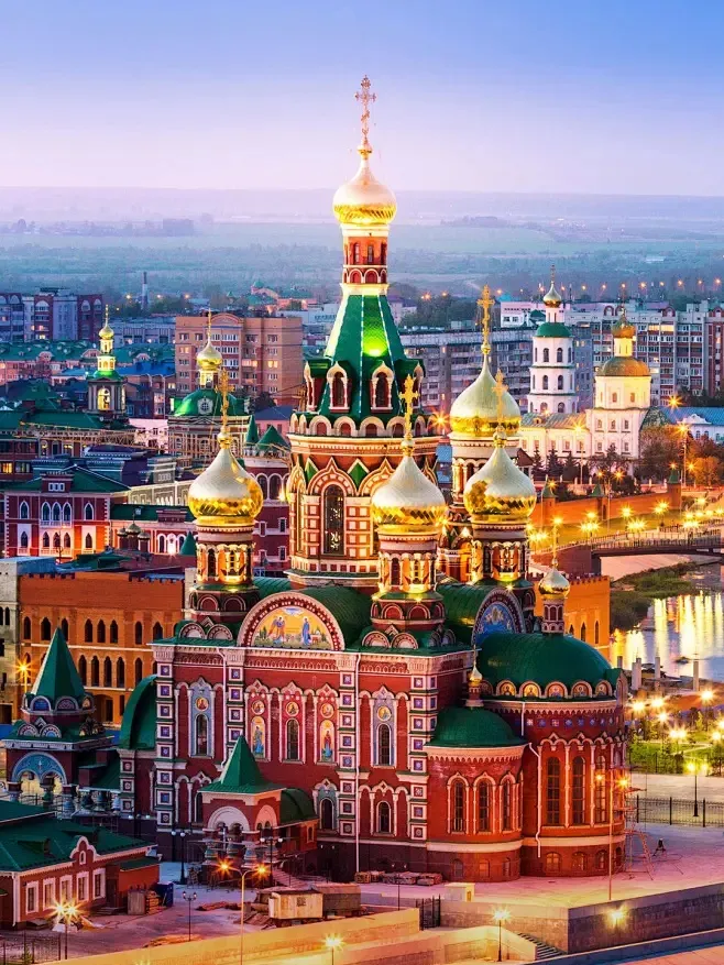 7999起俄罗斯3地9日深度精华游！！莫斯科+圣彼得堡+谢镇经典环线，精品小团，飞机+火车软卧，全程当地4钻，吃8菜1汤中餐+俄式风味餐，四宫全含入内深览