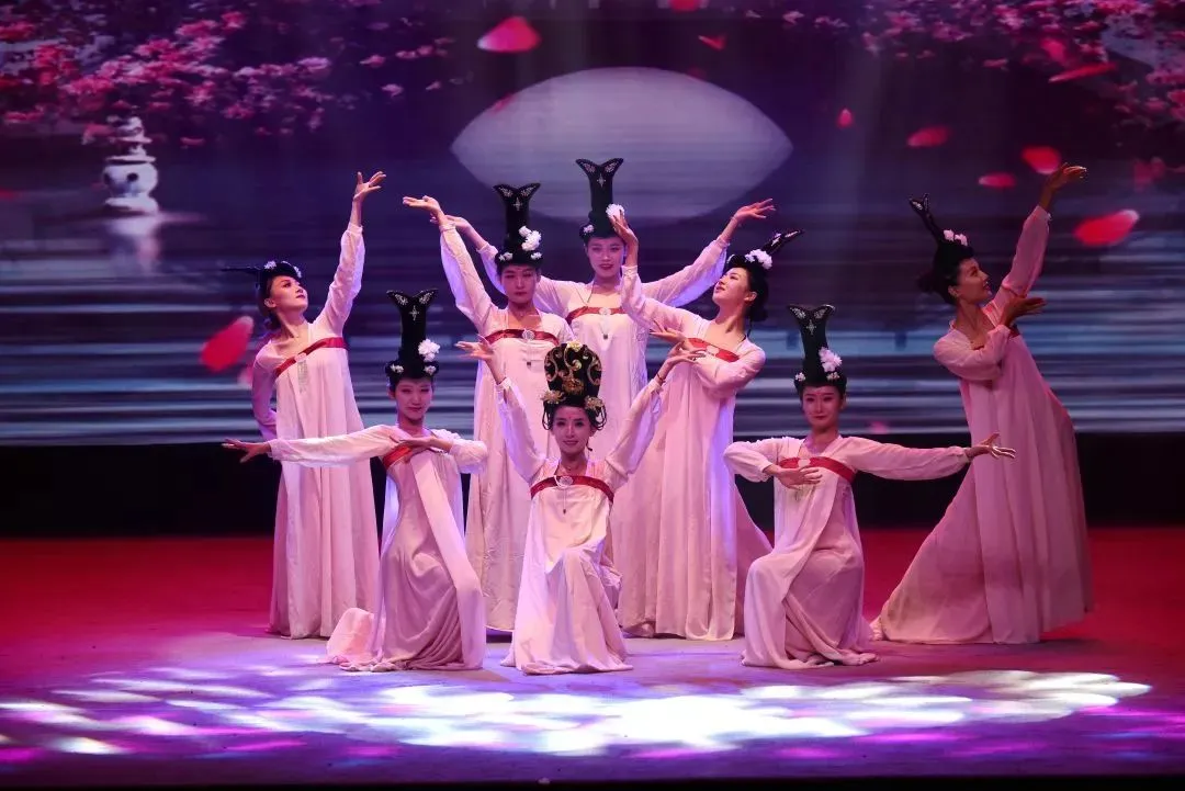 50e7f8db359255b8ae82328037c23329-sz_108225