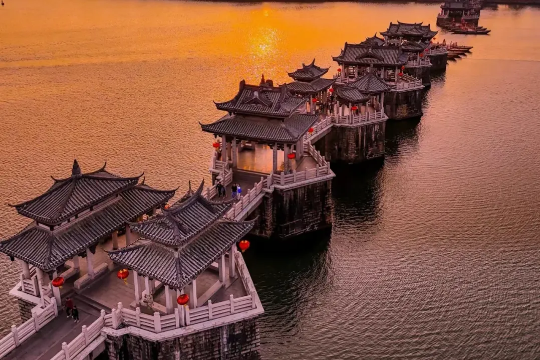 51b56ce56a60ac3e5f90031643657eb3-sz_2449878-2