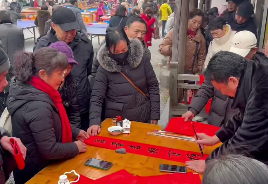 53f28001c6d39a0345097683a3958195-sz_1316333