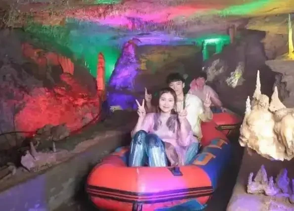 6069b0eb459d4e60ea69e2de574277e5-sz_35469