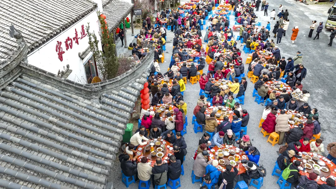 60f0a06ddb836271d3b1534492939711-sz_15656320