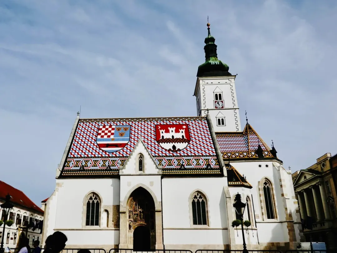 62500f3c0788197bf15206a10e609d80-sz_317037