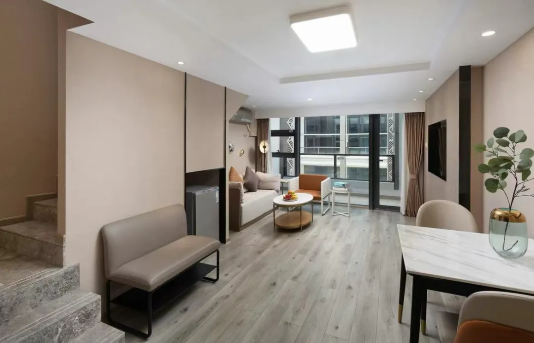 638e9da25ffc4abdd01e06c9eabcdc9c-sz_186298