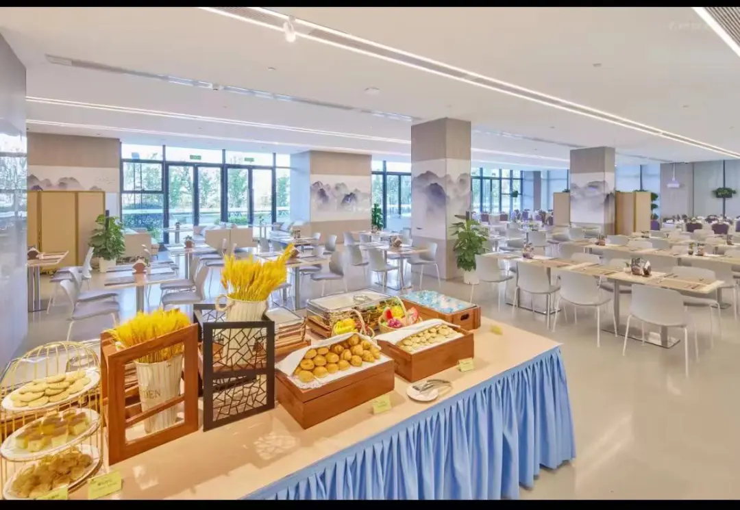 63f3986c6da0e41e674edca2993531d9-sz_127004-2