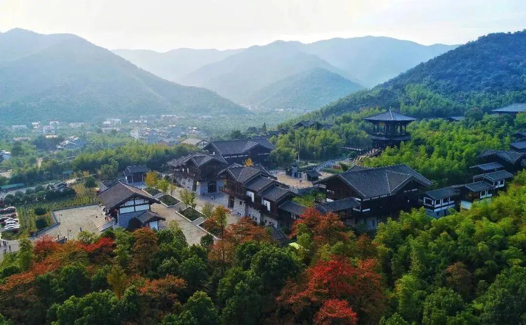 出门即景，玩转430亩唐风小古都！3天2晚469元连住【长兴大唐贡茶恒力度假酒店】含2早自助4正餐！赠免费棋牌&KTV！