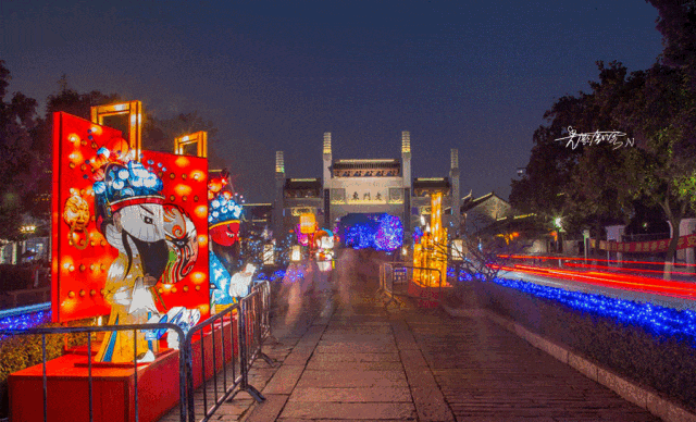 『马上有福』799元起南京过大年全景双夜游四日游！入住南京四钻酒店！3早5正享1588元/桌年夜饭！牛首山新春祈福！打卡双夜游！