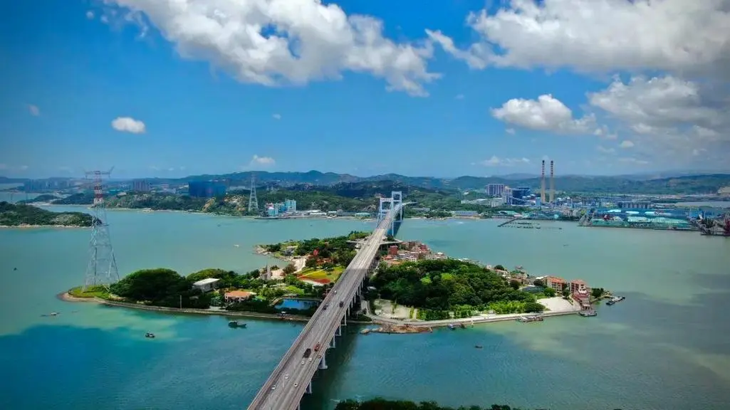 64f1060092ba99fabf98221dd75aebc5-sz_72816