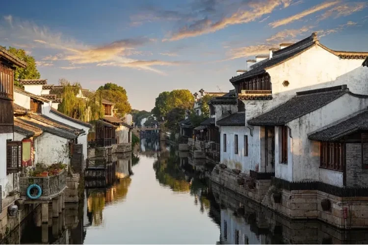 651faf176d15bd70eabdcbfd3ccf8ee1-sz_403067