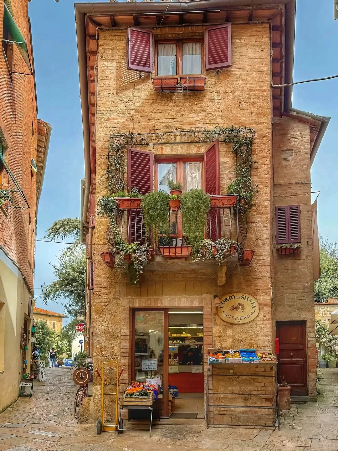 672943ecf420ecf71013b5c7d469f1f2-sz_645798