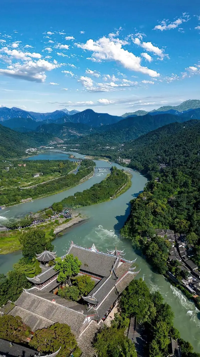 6a20463a35c45e4bf667288dff52be86-sz_248937